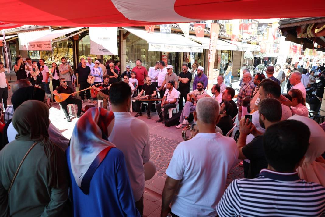 Konya’da yoğun ilgi gören Tarihi Bedesten Alışveriş Günleri sona erdi 7